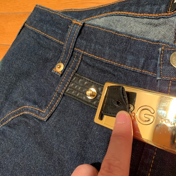 D&G Dolce Gabbana Dark Denim w/Golden Leather Belt - Picture 5 of 15
